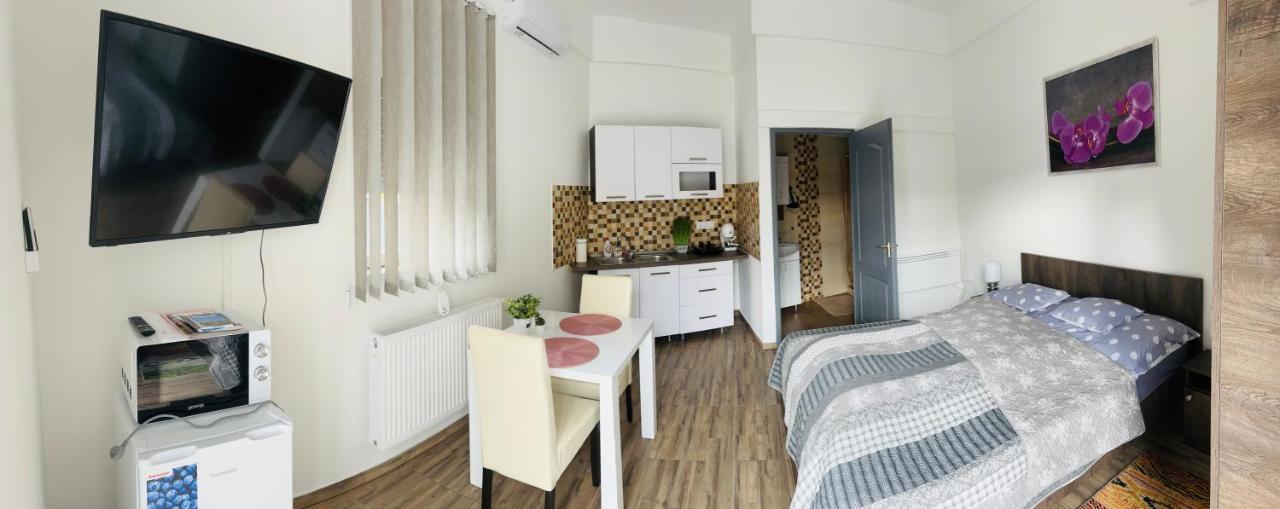 Eros Apartman Хайдусобосло Экстерьер фото