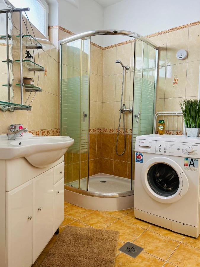 Eros Apartman Хайдусобосло Экстерьер фото