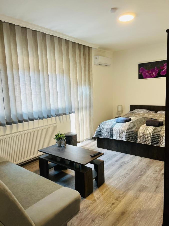 Eros Apartman Хайдусобосло Экстерьер фото